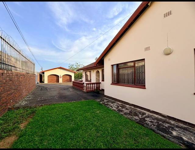 4 BEDROOM HOUSE FOR SALE IN RESERVOIR HILLS